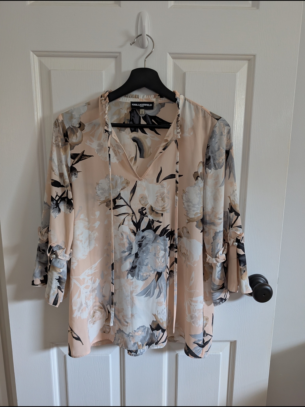 Karl Lagerfeld Paris Women's Peach and Gray Floral Tie-Neck Blouse Medium